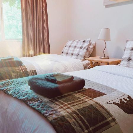 The Messy Owl Inn & Eco Haven Likely מראה חיצוני תמונה